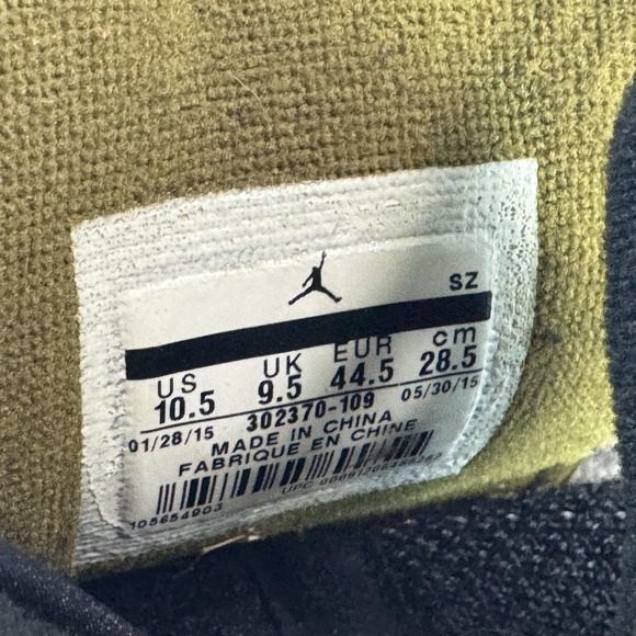 Air Jordan 9 Retro Shoes Mens Size 10.5 White Militia Green Statue 302370-109 - Picture 8 of 16